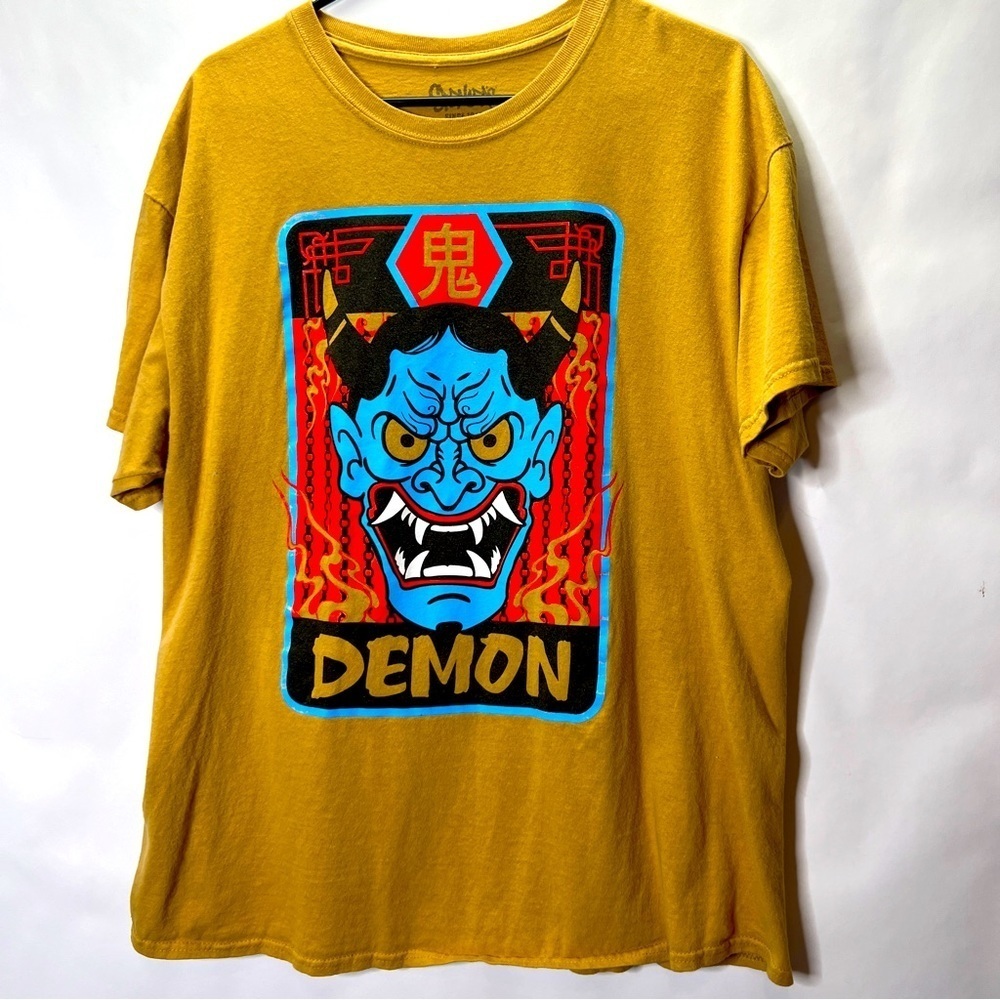 Spencer's Men's Size XL Demon Graphics Tee Shirt